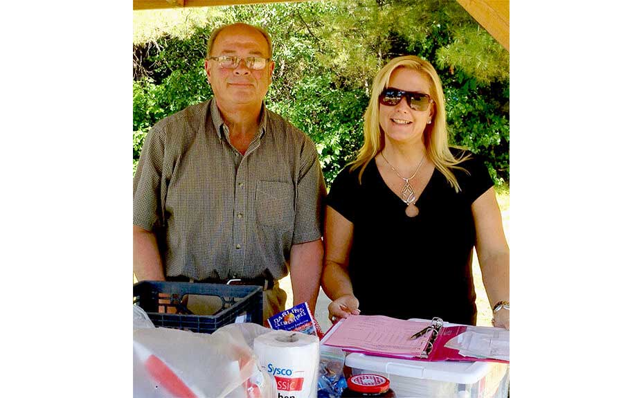 Oxford Casino Assists - Summer Meals Volunteers Photo